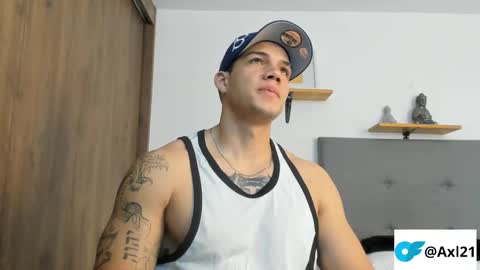 INDEPENDENT MODEL  online show from 02/26/26, 05:01