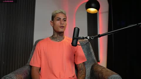 Snapshot of axel_villa chatting on 12/02/24, 11:40 Agustin online show from 12/02/24, 11:40