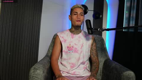 Snapshot of axel_villa chatting on 12/09/24, 08:12 Agustin online show from 12/09/24, 08:12