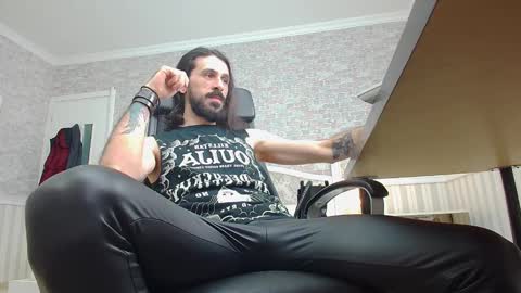 AxelColton online show from 12/21/24, 06:09