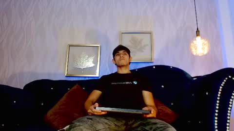 Snapshot of axelfalcon chatting on 06/09/26, 06:30 Axel online show from 06/09/26, 06:30