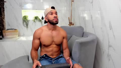 Axel Gowther online show from 02/17/25, 12:48