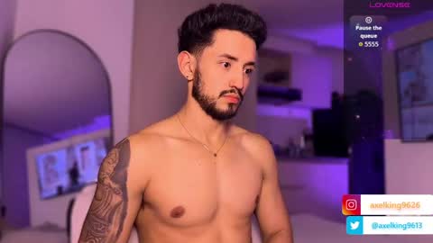 Axel King online show from 05/27/26, 01:57