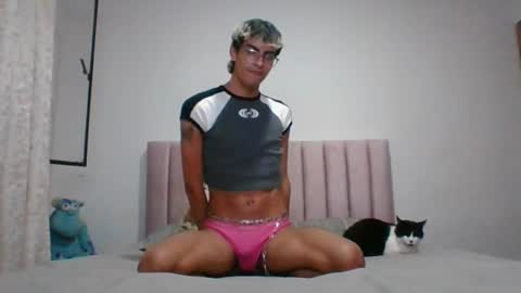 Axel  online show from 12/12/24, 07:30