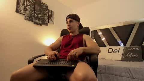 Snapshot of axelmartinezz chatting on 03/24/26, 08:58 axelmartinezz online show from 03/24/26, 08:58