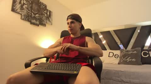 Snapshot of axelmartinezz chatting on 04/04/26, 09:56 axelmartinezz online show from 04/04/26, 09:56