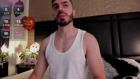 Snapshot of axelthompsom chatting on 10/30/25, 11:22 Axel Thompsom online show from 10/30/25, 11:22