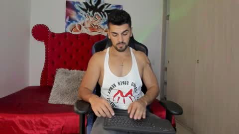 Axel online show from 11/23/25, 01:49