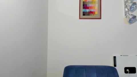 Axl online show from 12/14/25, 10:47