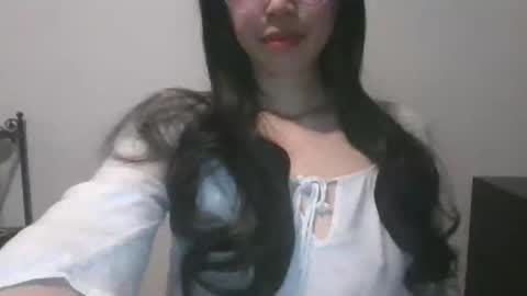 axue online show from 12/21/24, 01:58