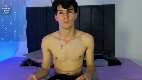 Snapshot of axxxel_twink chatting on 04/13/26, 01:22 Axxxel online show from 04/13/26, 01:22