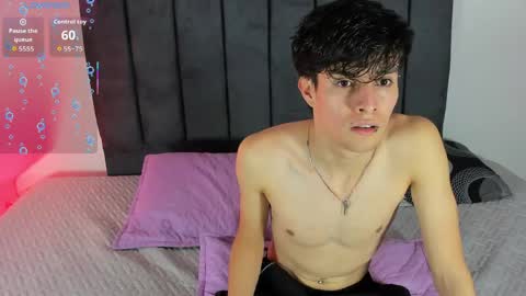 Snapshot of axxxel_twink chatting on 04/20/26, 03:42 Axxxel online show from 04/20/26, 03:42