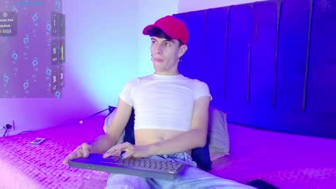 Snapshot of axxxel_twink chatting on 05/14/26, 03:02 Axxxel online show from 05/14/26, 03:02
