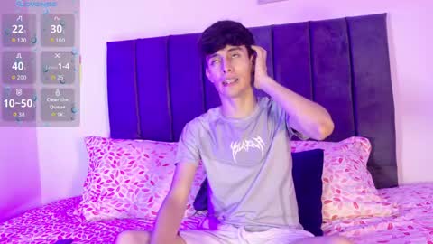 Snapshot of axxxel_twink chatting on 05/25/26, 02:39 Axxxel online show from 05/25/26, 02:39