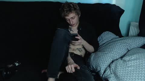 Ian skinny Slawa online show from 01/02/25, 07:01