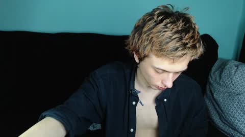 Ian skinny Slawa online show from 01/10/25, 04:41