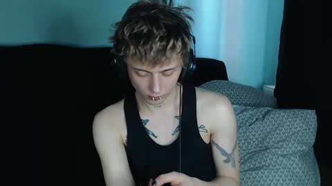 Ian skinny Slawa online show from 02/26/25, 07:42