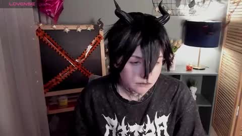 ayaks online show from 10/28/25, 02:53