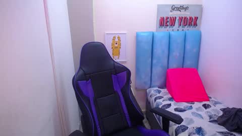 AYALA online show from 10/12/25, 03:44