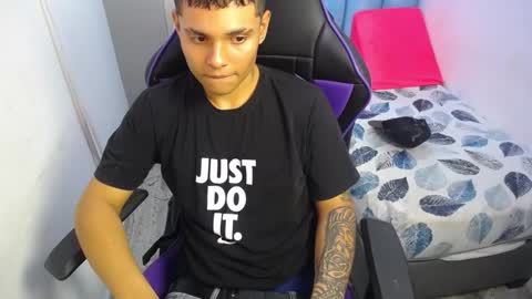 AYALA online show from 10/20/25, 08:42