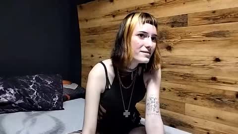 Eva online show from 09/30/25, 04:56