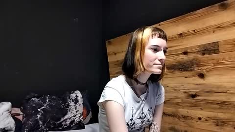 Eva online show from 10/07/25, 06:21