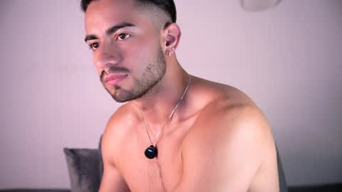 AYDAN STIVEN OF AYDANSTIVEN online show from 05/25/26, 11:38