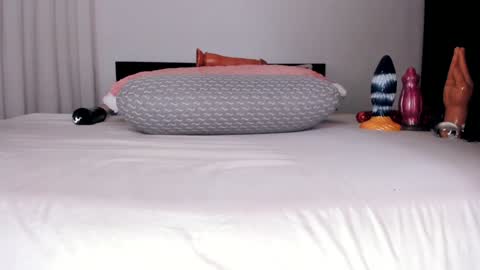 Ana  FREE   online show from 12/09/24, 11:04