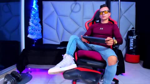 Ayden Miller online show from 12/12/24, 02:26