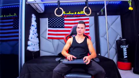 Ayden Miller online show from 01/02/25, 12:03