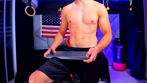 Ayden Miller online show from 02/08/25, 03:00