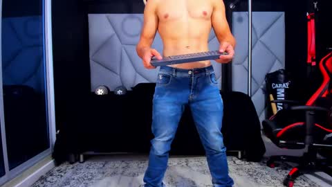 Ayden Miller online show from 03/08/25, 01:06