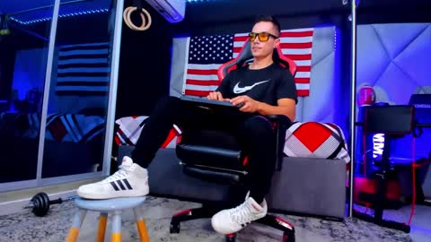 Ayden Miller online show from 09/10/25, 05:02