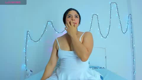 Snapshot of ayheleen_sexygirl3 chatting on 01/19/25, 10:49 Mariana online show from 01/19/25, 10:49