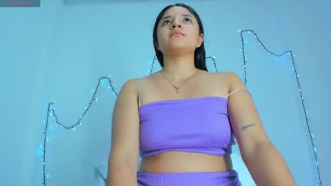 Snapshot of ayheleen_sexygirl3 chatting on 01/22/25, 05:05 Mariana online show from 01/22/25, 05:05