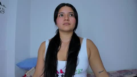 Snapshot of ayheleen_sexygirl3 chatting on 10/18/25, 06:30 Mariana online show from 10/18/25, 06:30