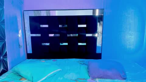 Snapshot of ayheleen_sexygirl3 chatting on 10/31/25, 04:08 Mariana online show from 10/31/25, 04:08