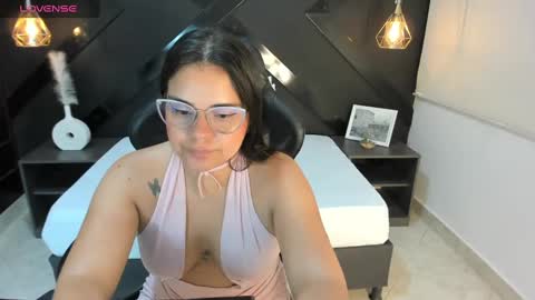Snapshot of ayla13_ chatting on 03/09/25, 02:07 Alyda Jaramillo online show from 03/09/25, 02:07