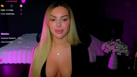  Ayla Demir  online show from 05/16/26, 07:34