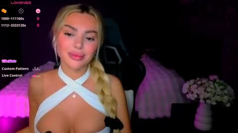  Ayla Demir  online show from 06/28/26, 08:15