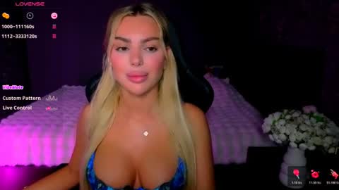  Ayla Demir  online show from 07/04/26, 08:04