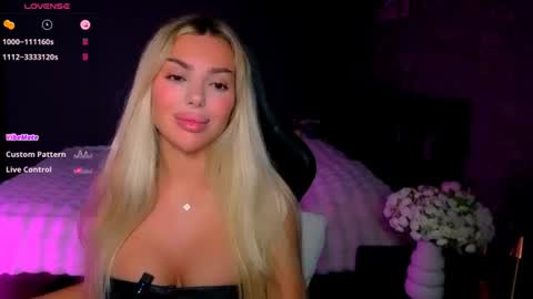  Ayla Demir  online show from 07/12/26, 08:00