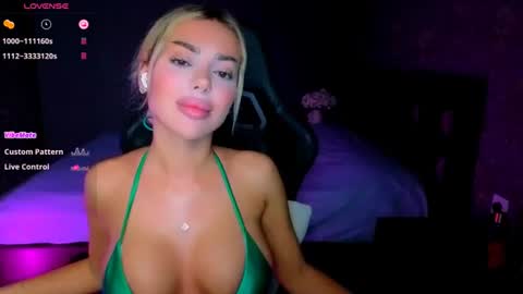  Ayla Demir  online show from 07/20/26, 08:11