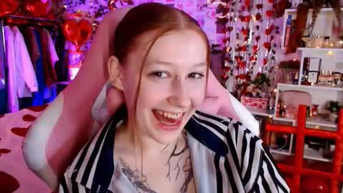 Ayla hill online show from 02/17/26, 02:52