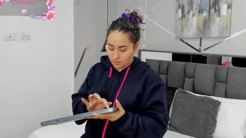 Ayla online show from 01/30/25, 08:43