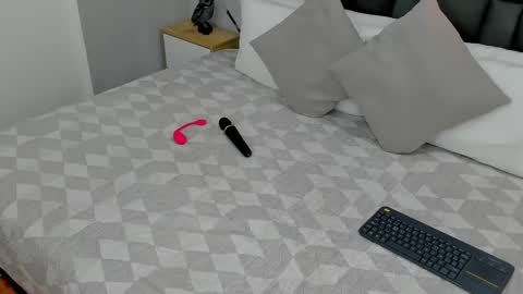 Ayla online show from 02/09/25, 01:44