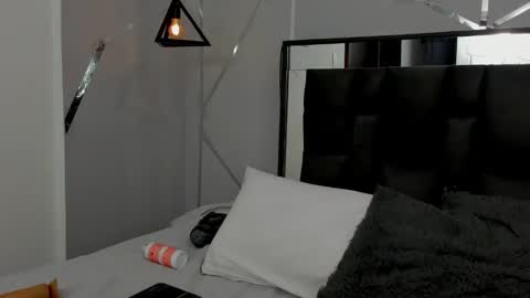 Ayla online show from 03/04/25, 09:29