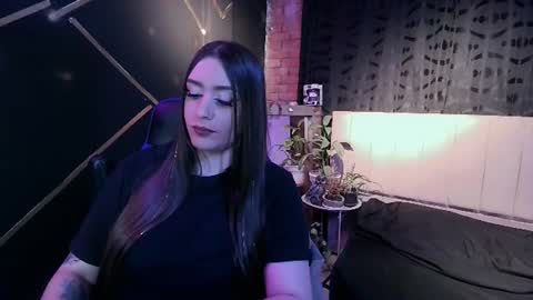 nany online show from 07/07/26, 12:02