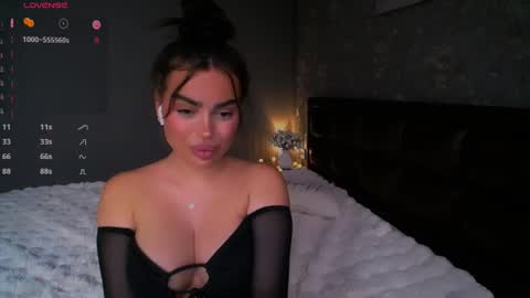 Ayla online show from 01/12/25, 08:25