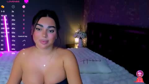 Ayla online show from 10/21/25, 08:20